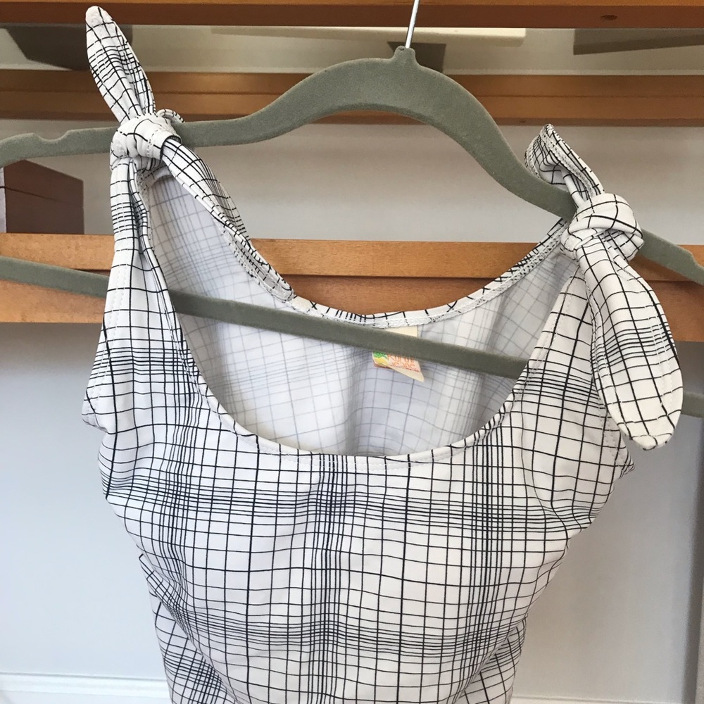 Kortni Jeane Bathing Suit Top